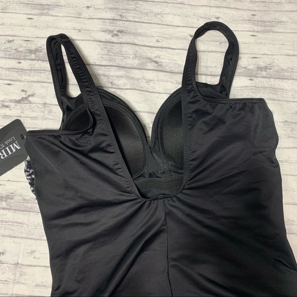 NWT Miraclesuit Labyrinth Temptress Tummy Control One Piece Swimsuit - Picture 13 of 13